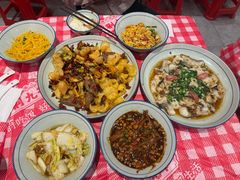 -荆九爷爆炒桥头三嫩(云南北路店)