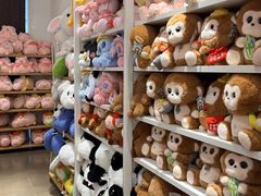 -名创优品(万达广场河东店)