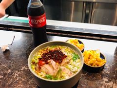 -臻老板牛肉面(光华路SOHO店)