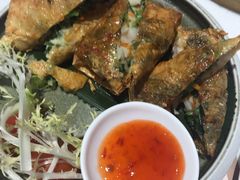 特色香煎腐皮卷-赏点粤式点心(广州塔店)