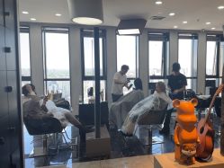 -TOP HAIR SALON