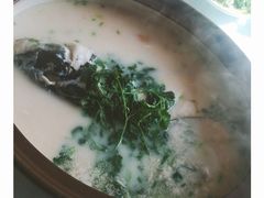 -天乐农家鱼头王(天目湖店)