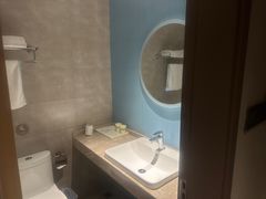 -莫泰酒店(厦门万象城火车站地铁站店)