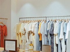 -nana showroom娜娜家服装店