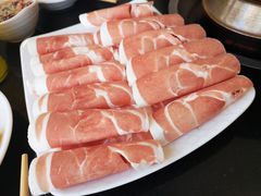羊后腿肉卷-情忆草原涮肉馆