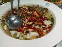 -姚姚酸菜鱼·金戈戈香港豉油鸡(喜荟城联名店)