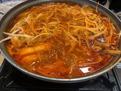 辣汤鸡爪-吴草鸡爪오초닭발韩食堂(融恒盈嘉中心店)