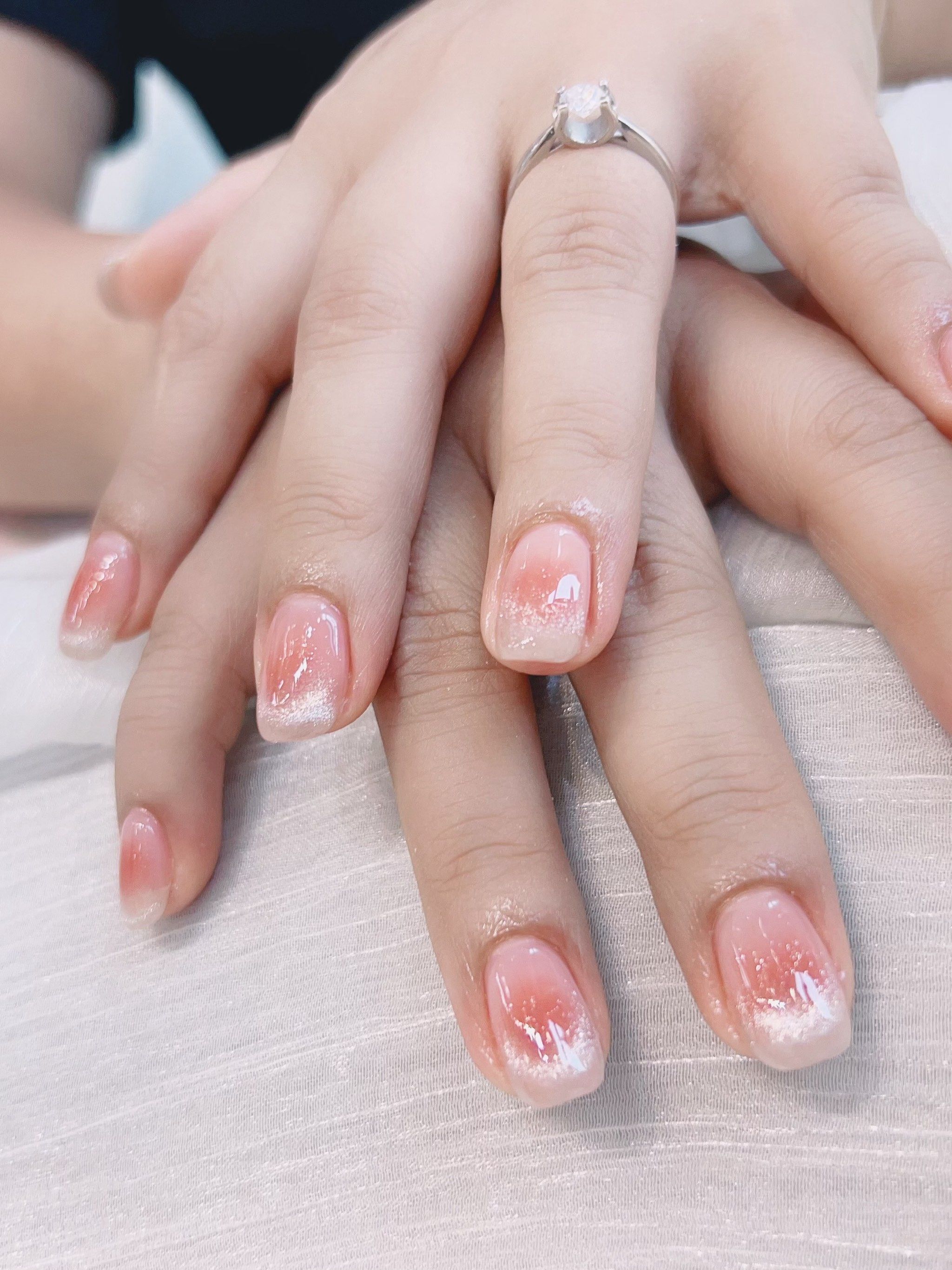 短甲款式 做个美美的指甲吧#显白美甲