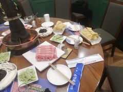 -楼外楼大刀肉传统火锅居(博学路店)