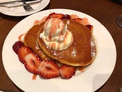 -Pancakes on the rocks(Darling Harbour)