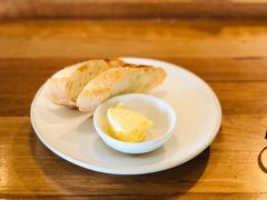 -ROAST coffee & eatery