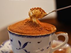 -Café Monson