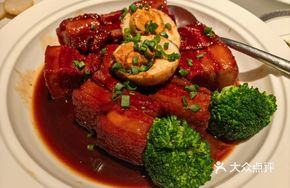 Old Shanghai Traditional Braised Pork