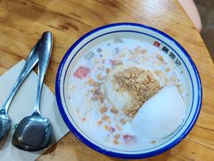 冰淇淋清补凉-文昌邓记清补凉(西沙路店)