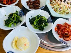 -亲昵春川鸡排(韩国美食街店)