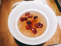 蔓越莓桃胶炖银耳-炖物24章·顺时轻养茶(杭州大厦店)