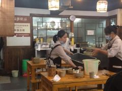 大堂-饭饱香土碗菜(新科店)