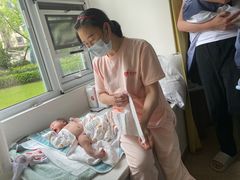 -苏州雏渐肥月嫂