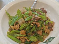 -绿草地·湘菜(酃湖师院店)