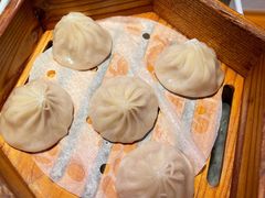 鸡汁杭州小笼包-桂满陇天书(南京德基旗舰店)