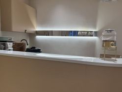 -比华利美容医院