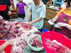 -标记美食新鲜猪杂(兴南大道店)
