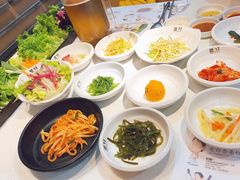小菜-本家韩国烤肉(青岛万象城店)