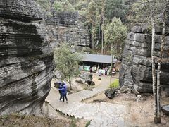 -梭布垭石林景区
