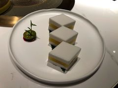 -领鲜天下·焗海鲜·花胶鸡(天目里店)
