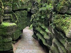 -梭布垭石林景区