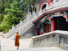 -鬼笑石后山停车场