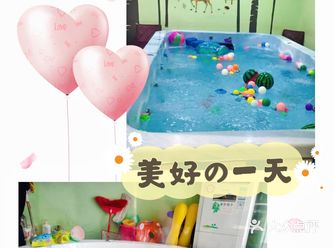 夏天就要让宝宝去游泳呀～