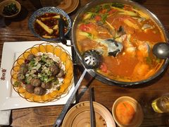 -亮欢寨酸汤鱼(沙冲路店)