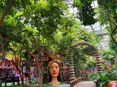 -呀路古热带植物园
