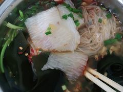 -胖子水煮(铁路三村无任何分店)