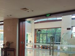 -南桥绿地铂骊酒店