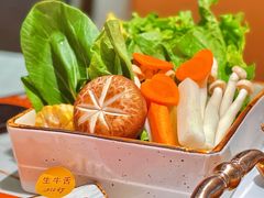 -牛人日志·鲜牛肉骨汤火锅(万科里瑧店)