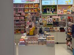 -名创优品(海珠乐峰广场店)