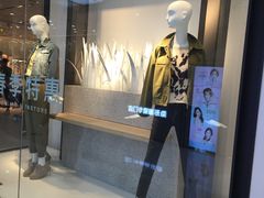 -ZARA(万达广场二七店)