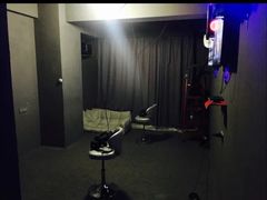 -VR间客漫虚拟现实体验馆(汉街店)