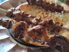-烤肉小伙烤肉店