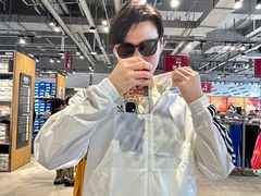 -百年港湾奥特莱斯(香炉礁店)
