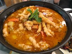 自制泡菜虾滑汤锅-付掌柜在成都·热炒砂锅集(金禾店)