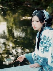 -汉仪华裳汉服馆(打浦桥店)