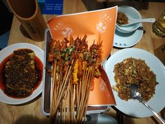 -全牛匠·乐山跷脚牛肉(新中关店)