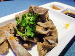 草原手抓肉-清真·卡德尔大叔新疆主题餐厅(龙汇路店)