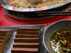 -谭鸭血老火锅(漳州路店)