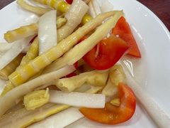 泡菜-荣生萝卜汤饭店