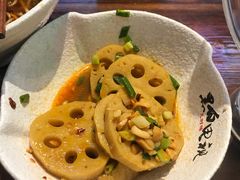 -黑白电视长沙小吃(美林M·LIVE天地东座店)