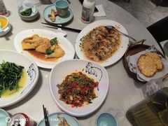 -泓历皇朝酒店(东亭店)